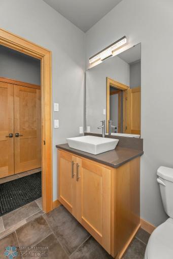 1336 Goldenwood Drive, West Fargo, ND 58078