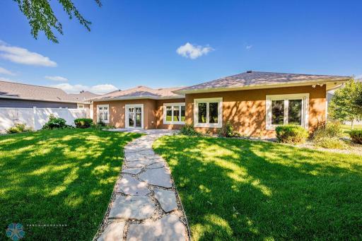 1336 Goldenwood Drive, West Fargo, ND 58078