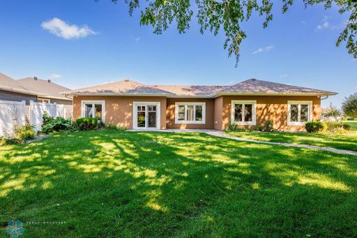 1336 Goldenwood Drive, West Fargo, ND 58078