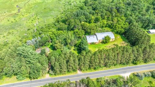 9533 285th Avenue NE, North Branch, MN 55056