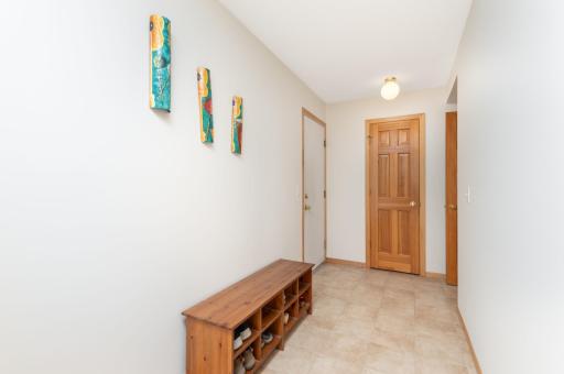 17712 Cascade Drive, Eden Prairie, MN 55347
