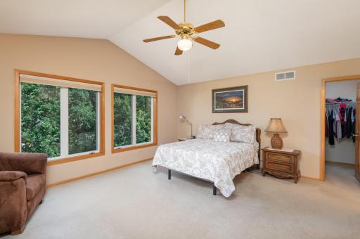 17712 Cascade Drive, Eden Prairie, MN 55347