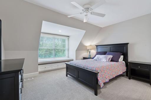 133 Peavey Lane, Wayzata, MN 55391