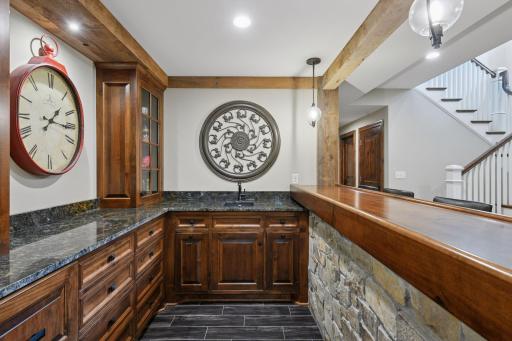 133 Peavey Lane, Wayzata, MN 55391