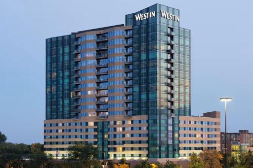 Galleria Residences offer a unique living experience in Edina. Located above the luxury Westin Hotel and attached to the Galleria by an underground tunnel residents can enjoy hotel amenities, along with dedicated resident only spaces.