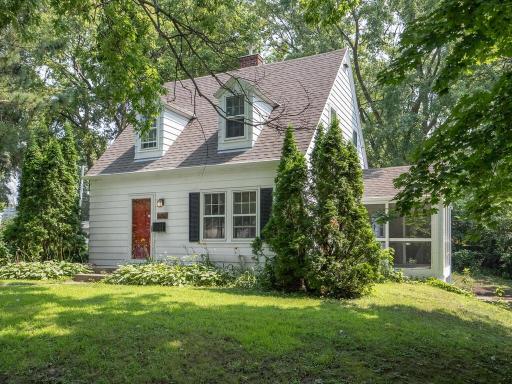 3252 Grimes Avenue N, Minneapolis, MN 55422