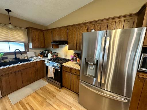 2409 84th Avenue N, Minneapolis, MN 55444