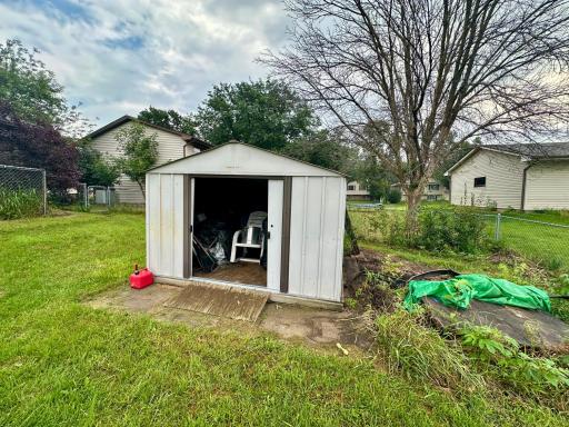 2409 84th Avenue N, Minneapolis, MN 55444