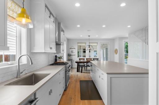 5921 Fairfax Avenue, Minneapolis, MN 55424