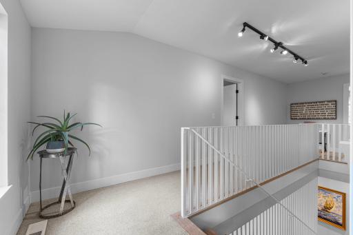 5921 Fairfax Avenue, Minneapolis, MN 55424