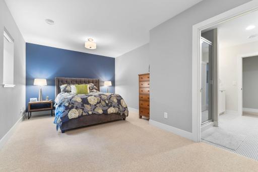 5921 Fairfax Avenue, Minneapolis, MN 55424