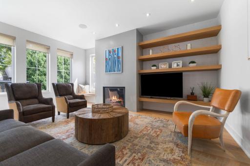 5921 Fairfax Avenue, Minneapolis, MN 55424