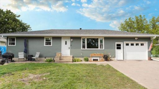 1709 14th Street E, Glencoe, MN 55336