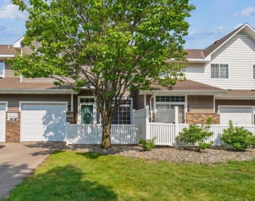 Welcome to this beautiful 2-story townhome, located in a quiet corner of the neighborhood with walking paths just outside your door to Miller Park's new pickleball courts, fields, and trails. Close to Rice Marsh Lake Park, and Mitchell Lake.