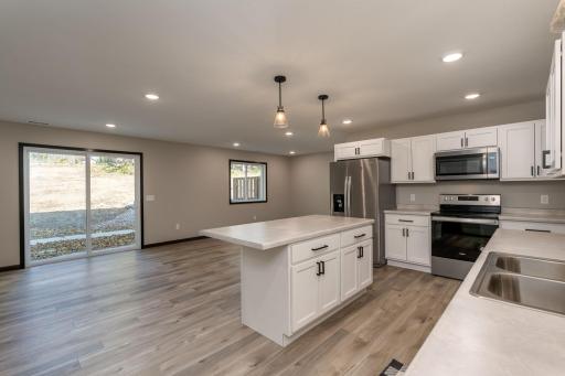 3211 Scotch Lane, Mankato, MN 56001