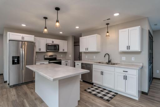 3211 Scotch Lane, Mankato, MN 56001