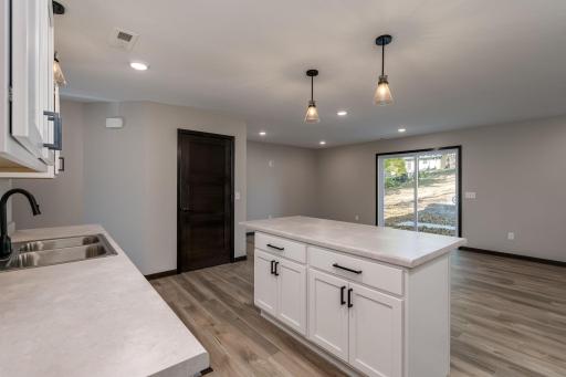 3211 Scotch Lane, Mankato, MN 56001
