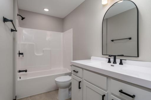 3211 Scotch Lane, Mankato, MN 56001