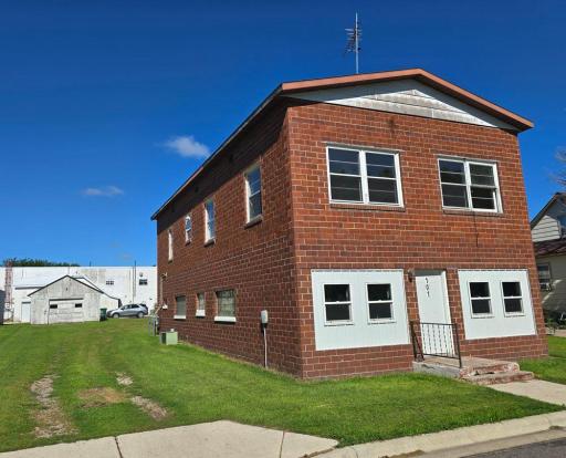 101 2nd Street SE, Fairfax, MN 55332