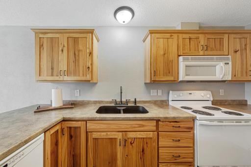 338 Lake Drive, Winsted, MN 55395