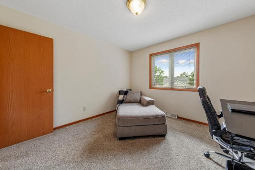 338 Lake Drive, Winsted, MN 55395