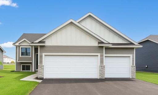 17750 Empire Trail, Lakeville, MN 55044
