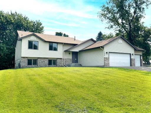 7808 Sunkist Boulevard, Brooklyn Park, MN 55444
