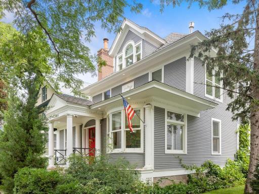 2021 Girard Avenue S, Minneapolis, MN 55405