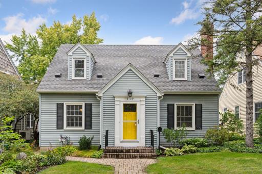 2109 Bayard Avenue, Saint Paul, MN 55116