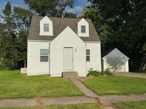 310 N 1st Avenue W, Truman, MN 56088