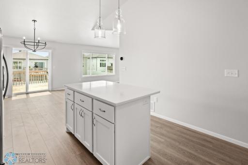 1520 67th Avenue S, Fargo, ND 58104