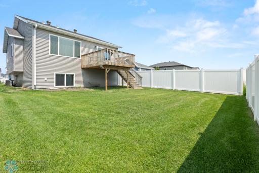 1520 67th Avenue S, Fargo, ND 58104