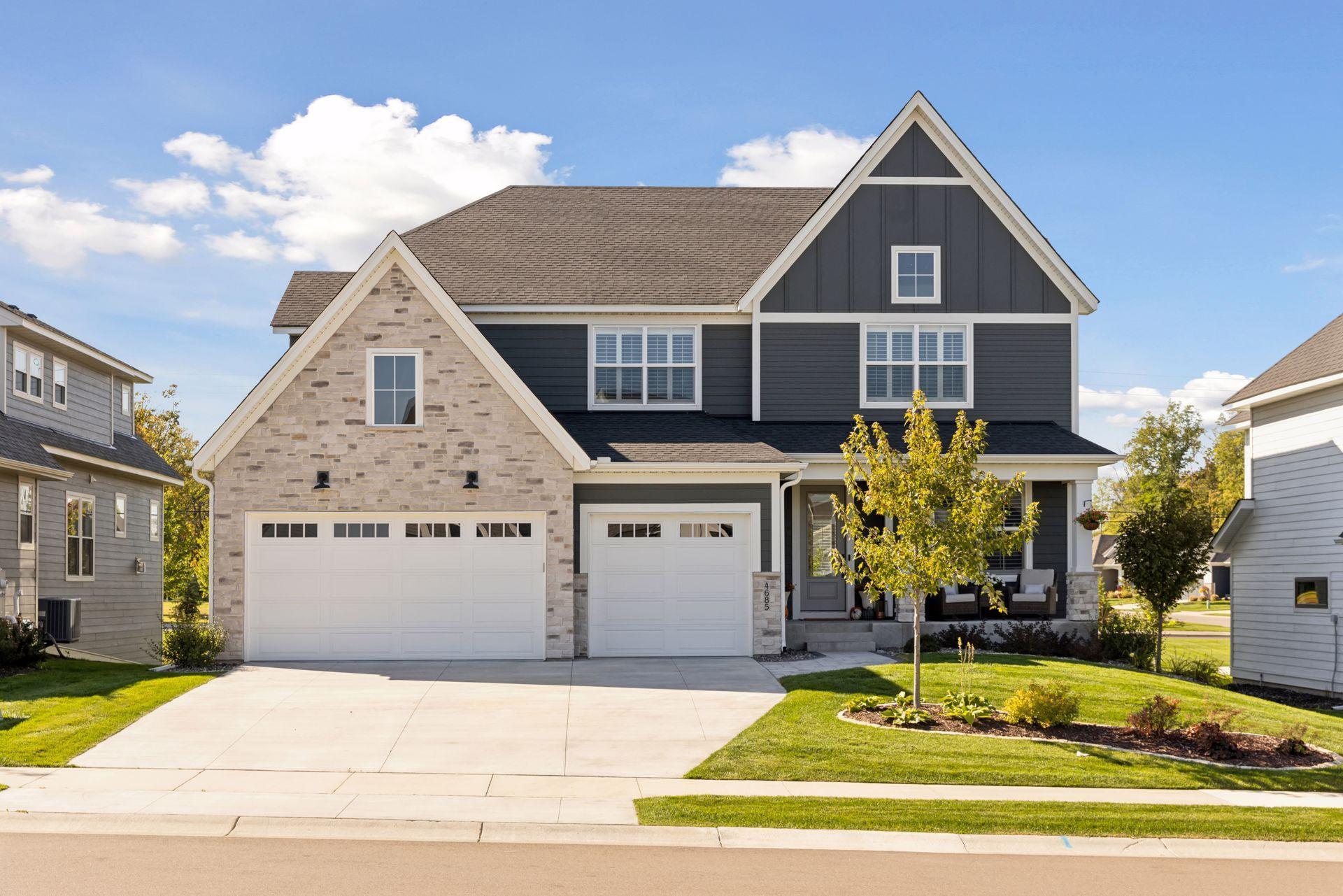 Welcome home to 4685 Garland Lane N