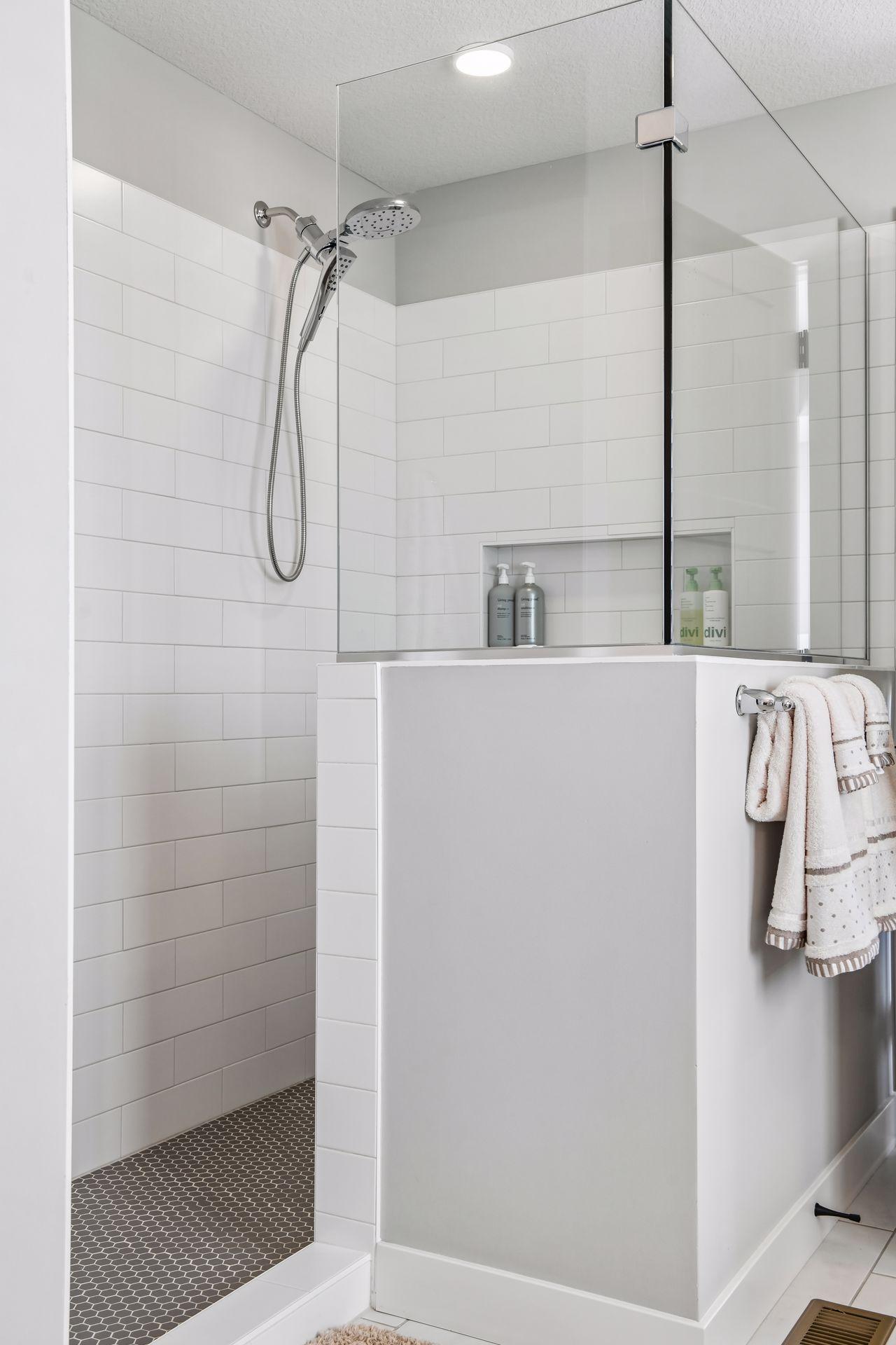Glass shower surround in primary ensuite