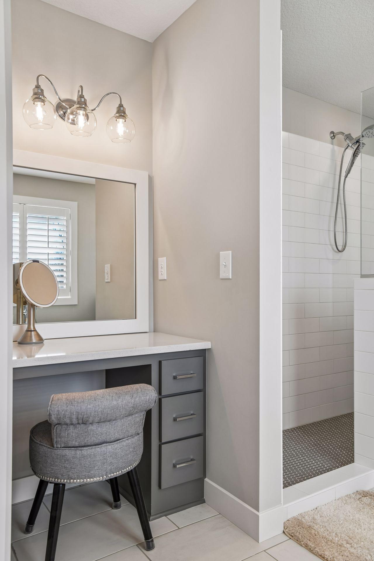 Bonus custom 3rd vanity in primary ensuite