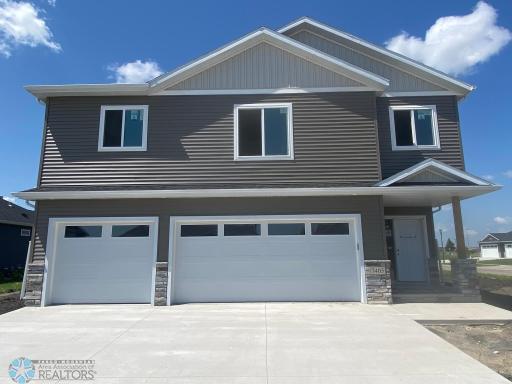 7405 Claire Drive S, Fargo, ND 58104