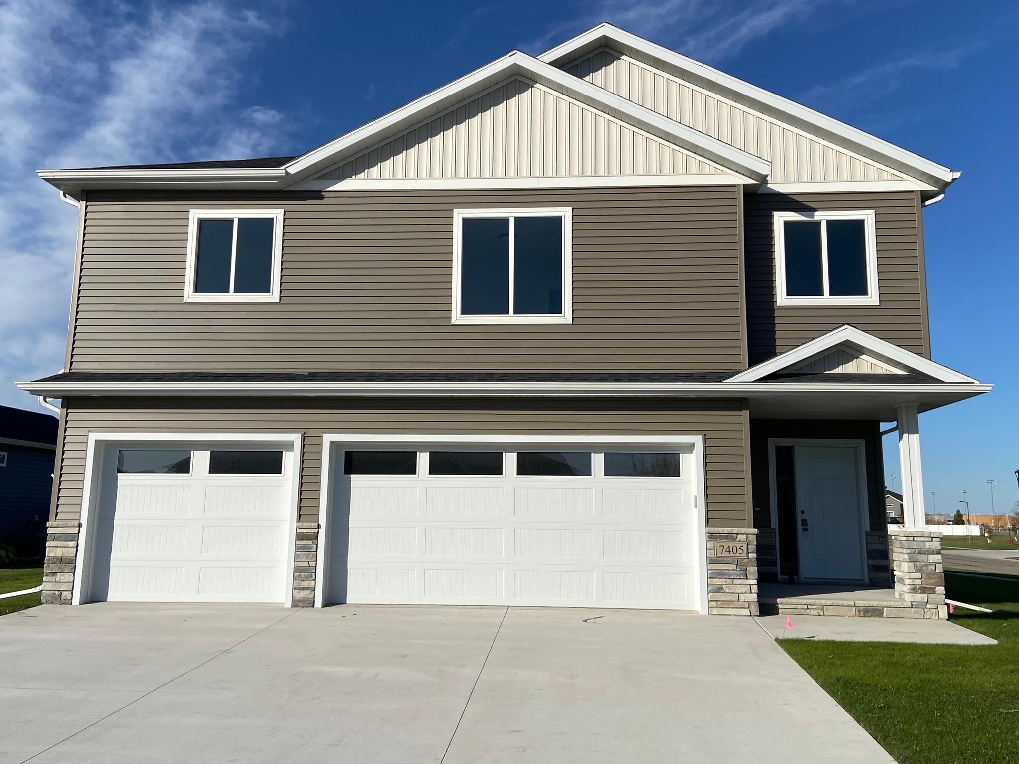 7405 Claire Drive S, Fargo, ND 58104