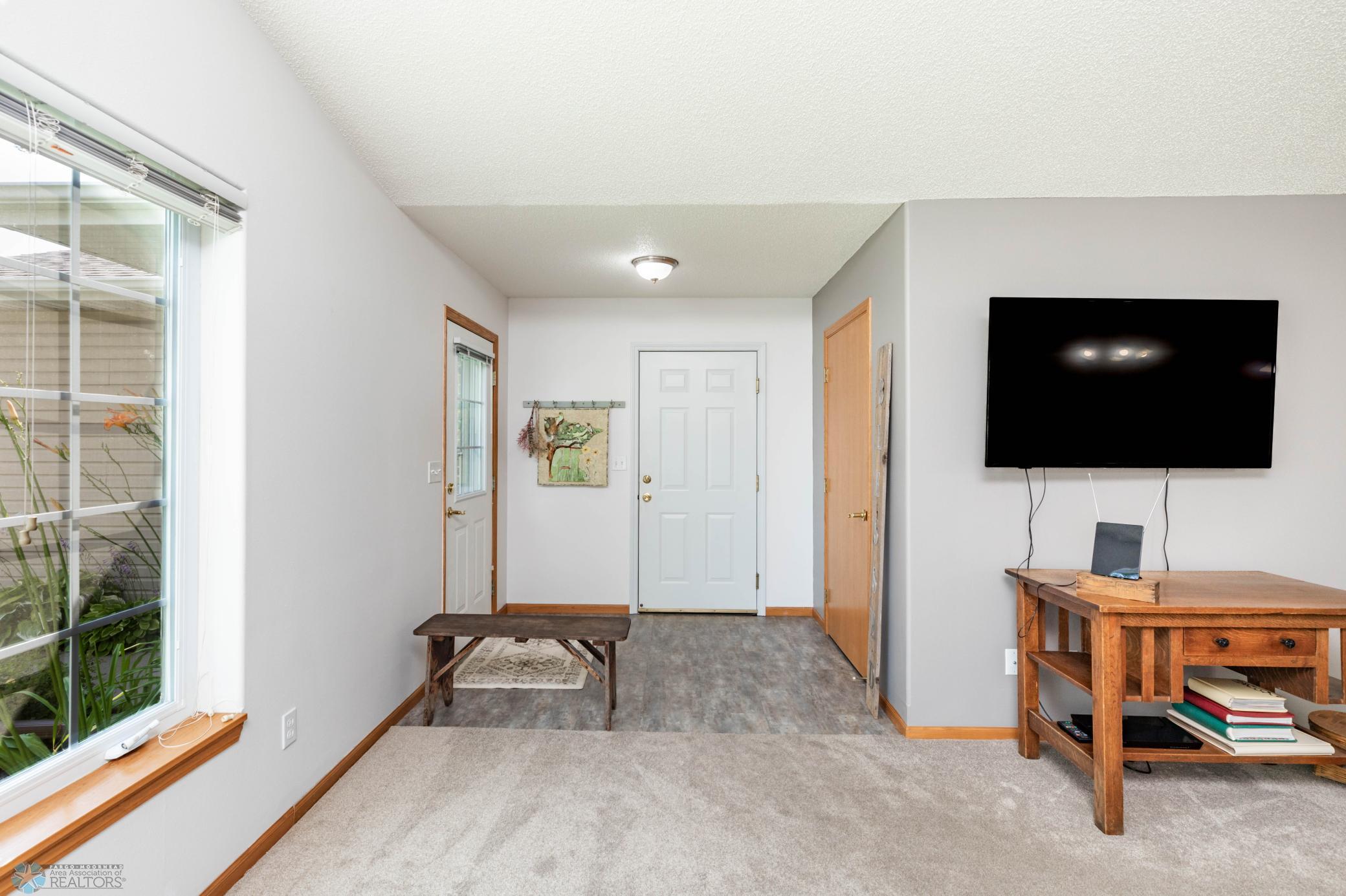 Spacious Welcoming Entrance