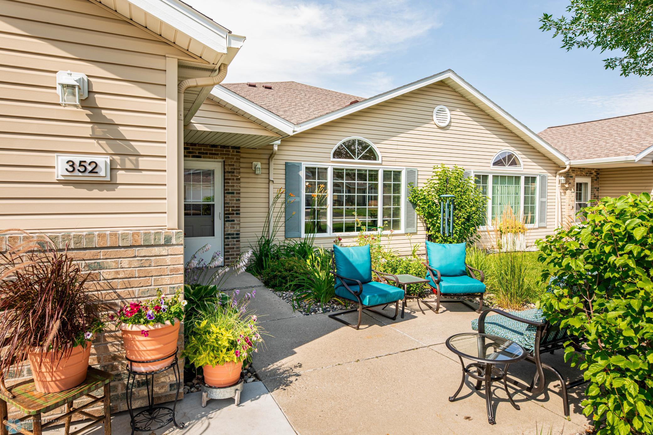 Spacious front patio