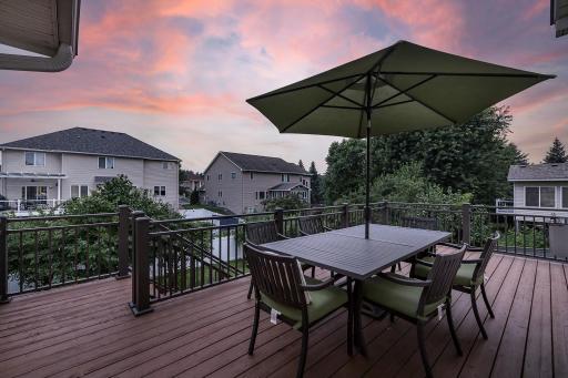 17985 Strawberry Court, Eden Prairie, MN 55347