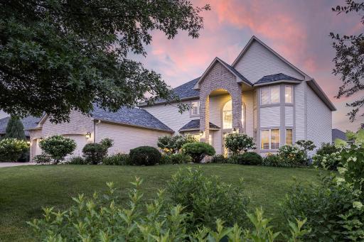 17985 Strawberry Court, Eden Prairie, MN 55347