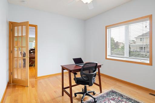 17985 Strawberry Court, Eden Prairie, MN 55347