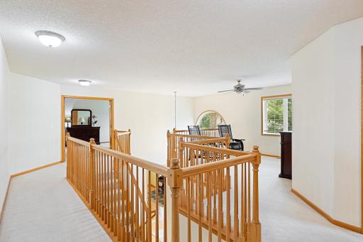 17985 Strawberry Court, Eden Prairie, MN 55347