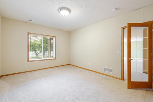 17985 Strawberry Court, Eden Prairie, MN 55347
