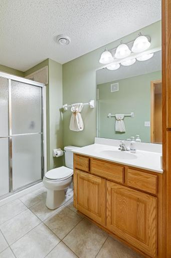 17985 Strawberry Court, Eden Prairie, MN 55347