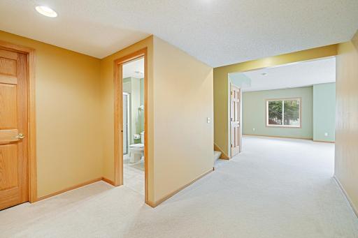17985 Strawberry Court, Eden Prairie, MN 55347