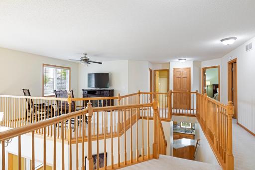 17985 Strawberry Court, Eden Prairie, MN 55347