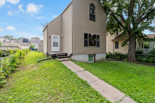 110 Winnipeg Avenue, Saint Paul, MN 55117