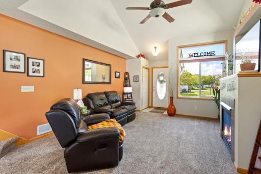 1635 Delaney Lane, Shakopee, MN 55379