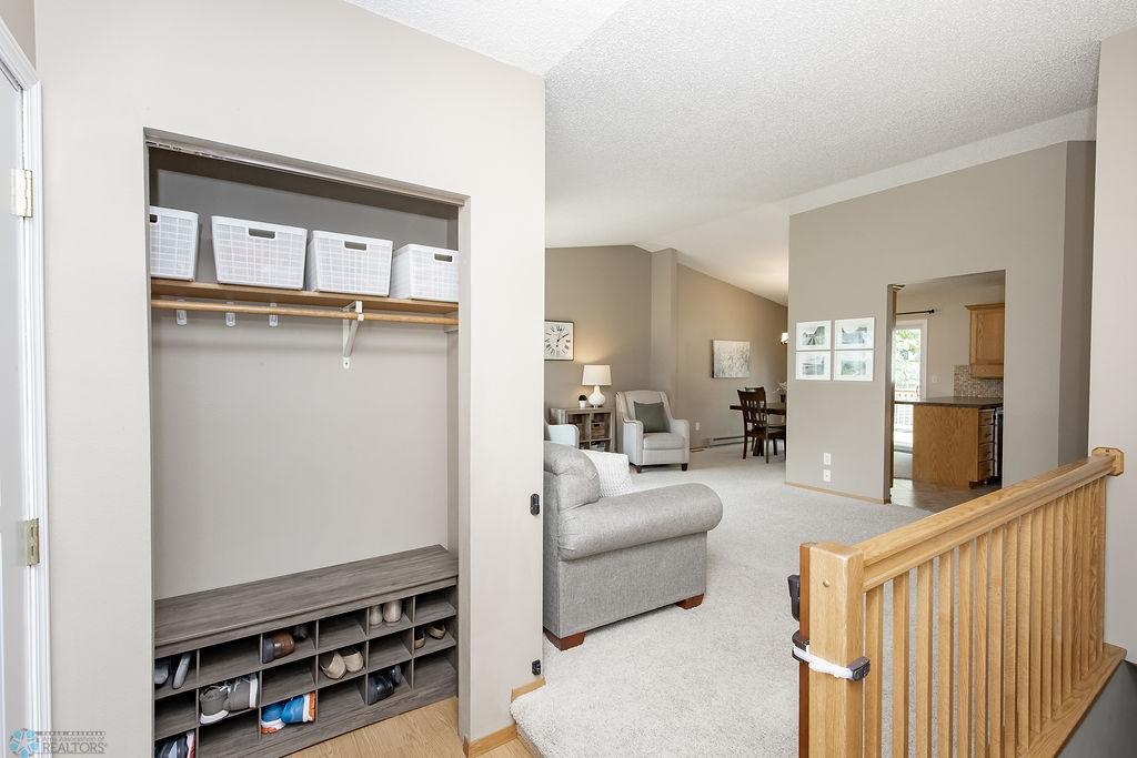 Foyer/Living Room